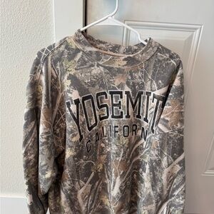 Abercrombie & Fitch Camouflage Sweatshirt